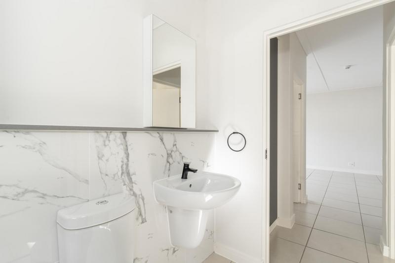 2 Bedroom Property for Sale in The Huntsman Western Cape